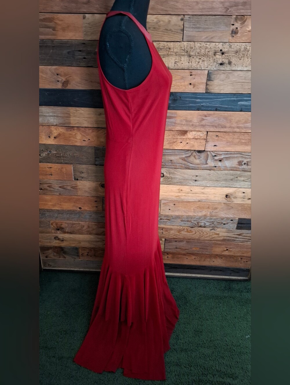 NWT Burgundy Sleeveless Ruffle Dress - Medium - Picture 4 of 8